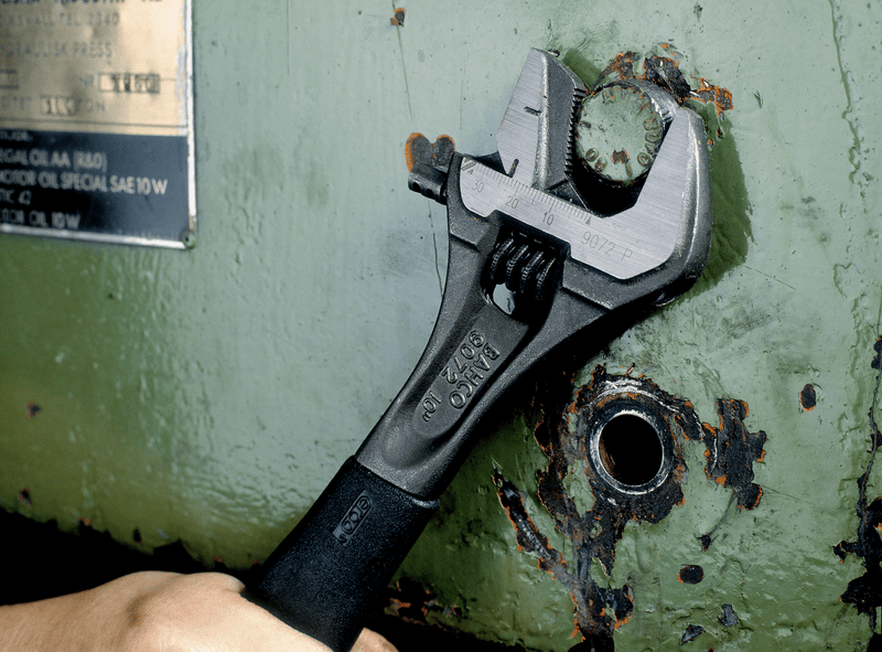 Llave Ajustable Cromada Ergo 12"